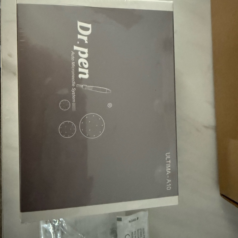 Ultima A10 Microneedling System - Gray